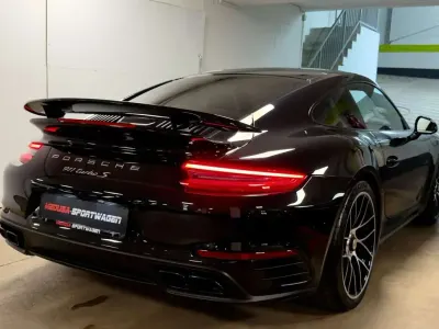 Begagnad Porsche 991 581 HK (427 kW) 2017 Svart Sportkupé