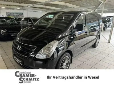 Gebraucht Hyundai H-1 Premium 170 PS (125 kW) 2017 Schwarz Van / Kleinbus