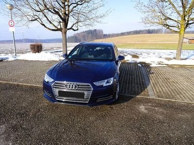 Gebraucht Audi A4 Ambiente 190 PS (139 kW) 2017 Blau Kombi