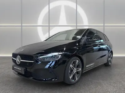 Gebraucht Mercedes B200 Advanced Plus 150 PS (110 kW) 2026 Schwarz Kleinwagen
