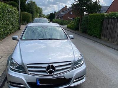 Mercedes C200