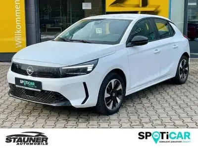 Usata Opel Corsa-e 100 kW (136 CV) 2023 Bianco Utilitaria