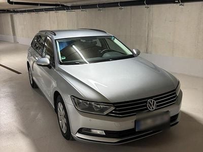 Gebraucht VW Passat 150 PS (110 kW) 2016 Silber Kombi