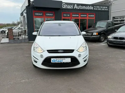 Gebraucht Ford S-MAX S 163 PS (119 kW) 2013 Weiß Van / Kleinbus