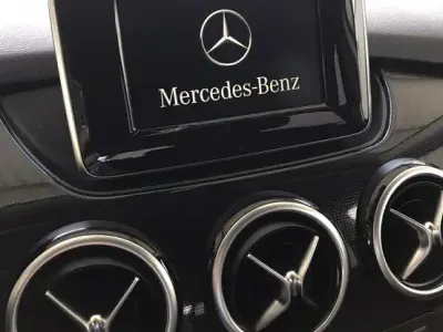 Gebraucht Mercedes B180 109 PS (80 kW) 2013 Weiß Van / Kleinbus
