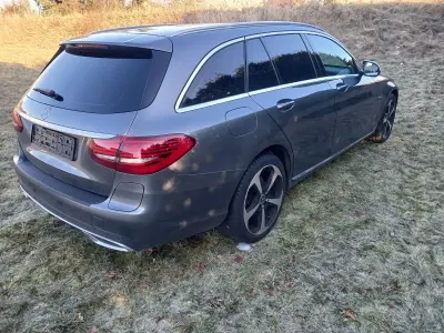 Gebraucht Mercedes C300 195 PS (143 kW) 2020 Grau Kombi