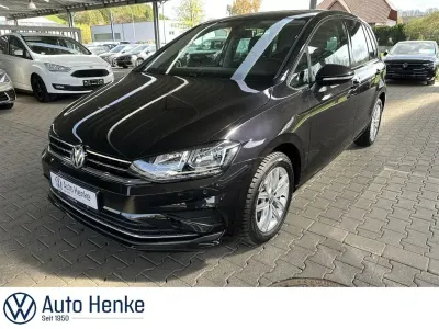 Gebraucht VW Golf VII Comfortline 116 PS (85 kW) 2019 Deep black perleffekt (metallic) Limousine
