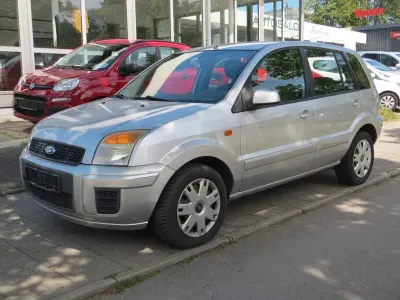 Gebraucht Ford Fusion Style 75 PS (55 kW) 2009 Silber Kleinwagen
