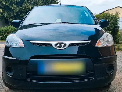 Gebraucht Hyundai i10 75 PS (55 kW) 2010 Schwarz Kleinwagen
