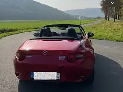 Usata Mazda MX5 Exclusive-Line 131 CV (96 kW) 2016 Nero Cabrio