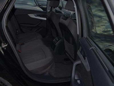 Brillantschwarz Gebraucht 2020 Audi A4 Advanced Plus Kombi | 17.980 € (Etwas zu teuer)