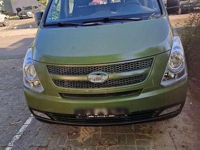 Hyundai H-1