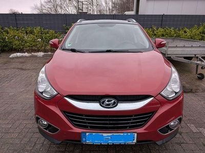 Gebraucht Hyundai ix35 Premium 163 PS (119 kW) 2010 Rot SUV