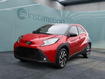 Second-hand Toyota Aygo Team 72 CP (52 kW) 2024 Roșu Hatchback