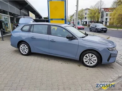 Gebraucht Opel Astra Edition 131 PS (96 kW) 2026 Grau Kombi