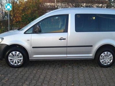 Begagnad VW Caddy 102 HK (75 kW) 2014 Silver Minibuss
