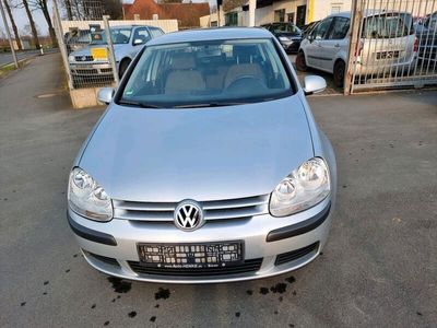 gebraucht VW Golf V 1,6 BJ:2006 5Türe 2er Hand Tüv Juni 2025