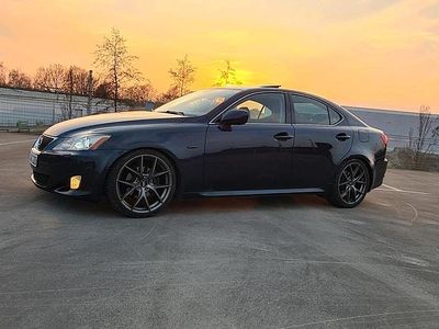 Lexus IS220d