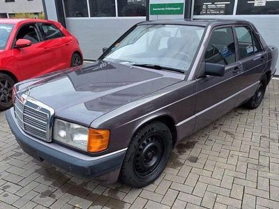 Gebraucht Mercedes 190 109 PS (80 kW) 1991 Braun Limousine
