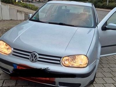 Usata VW Golf IV 2000 Argento Utilitaria