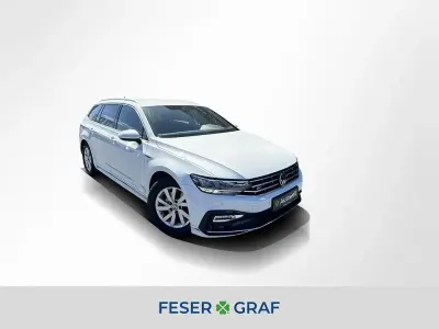 Gebraucht VW Passat 150 PS (110 kW) 2023 Weiß Kombi