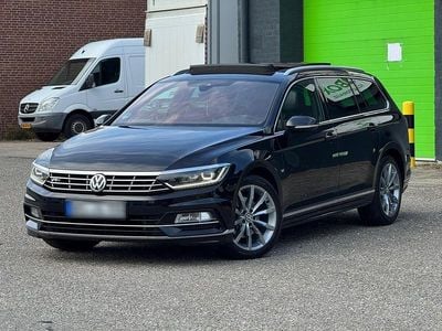 Gebraucht VW Passat R-line 150 PS (110 kW) 2019 Schwarz Kombi