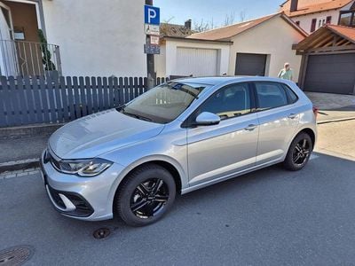 Grau Gebraucht 2023 VW Polo Life Kleinwagen | 19.999 € (Guter Preis)