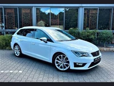 gebraucht Seat Leon 2.0 TDI /DSG/LED/ Scheckheftpef* / mit Garantie