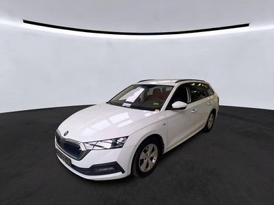 Weiß Gebraucht 2022 Skoda Octavia Tour Kombi | 18.990 € (Fairer Preis)
