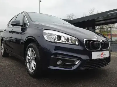 Usata BMW 218 Active Tourer Luxury Line 136 CV (100 kW) 2017 Blu Monovolume
