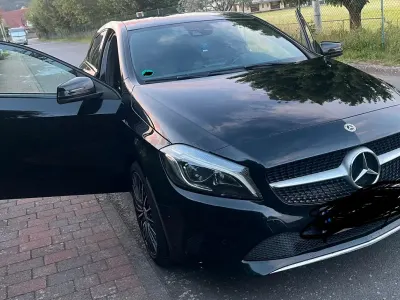 Gebraucht Mercedes A220 AMG line 177 PS (130 kW) 2017 Schwarz Kleinwagen