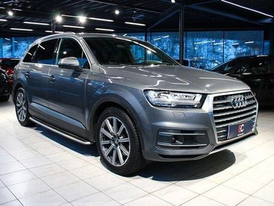 Grau Gebraucht 2018 Audi Q7 Sport SUV | 30.500 € (Guter Preis)