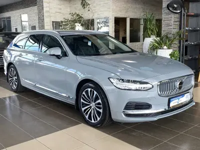 Usata Volvo V90 Core 398 CV (292 kW) 2024 Nero Station wagon