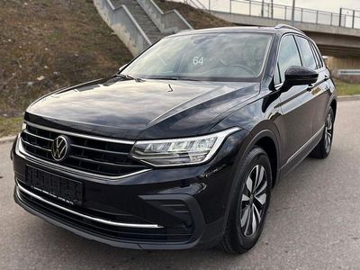Gebraucht VW Tiguan Move 150 PS (110 kW) 2023 Schwarz SUV