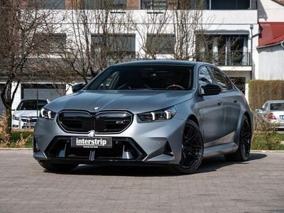 Gebraucht BMW M5 Sport Line 727 PS (534 kW) 2025 Frozen pure grey metallic Limousine