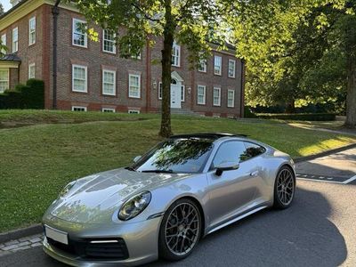 Porsche 992