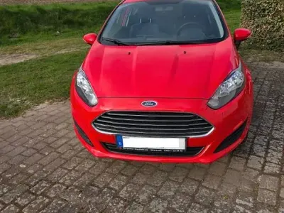 Usata Ford Fiesta Trend 60 CV (44 kW) 2014 Nero Utilitaria