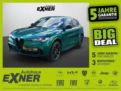 Begagnad Alfa Romeo Stelvio Quadrifoglio 520 HK (382 kW) 2024 Grön SUV