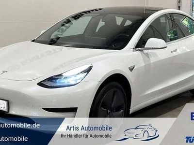 Second-hand Tesla Model 3 Standard Range Plus 225 kW (306 CP) 2020 Alb Berlinǎ