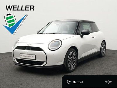 Gebraucht Mini Cooper Classic 135 kW (184 PS) 2024 Nanuq white (weiß) Kleinwagen