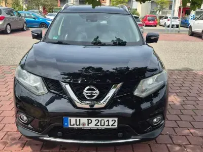Gebraucht Nissan X-Trail Tekna 131 PS (96 kW) 2016 Schwarz SUV