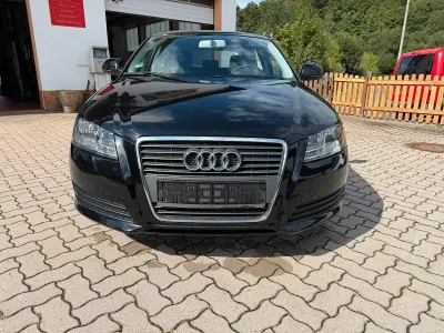 Gebraucht Audi A3 102 PS (75 kW) 2010 Schwarz Kleinwagen