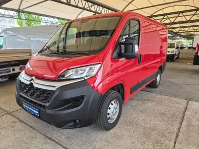 Używany Citroën Jumper 120 KM (88 kW) 2021 Czerwony Minivan
