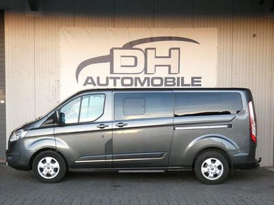 Grau Gebraucht 2017 Ford Tourneo Titanium Van / Kleinbus | 22.890 € (Fairer Preis)