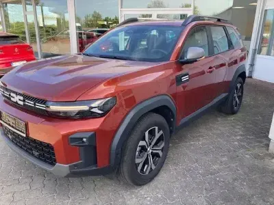 Używany Dacia Bigster Expression 140 KM (102 kW) 2025 Brązowy SUV