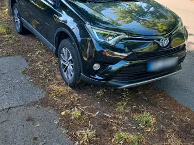 Gebraucht Toyota RAV4 Hybrid 190 PS (139 kW) 2017 Schwarz SUV