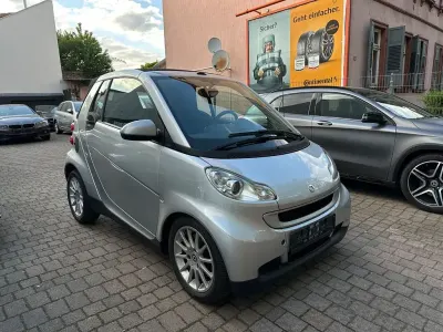 Gebraucht Smart ForTwo Cabrio Passion 71 PS (52 kW) 2009 Silber (metallic) Cabrio
