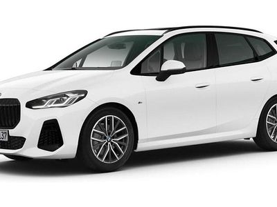 Weiß Gebraucht 2025 BMW 220 Active Tourer Comfort Edition Van / Kleinbus | 37.078 € (Etwas zu teuer)