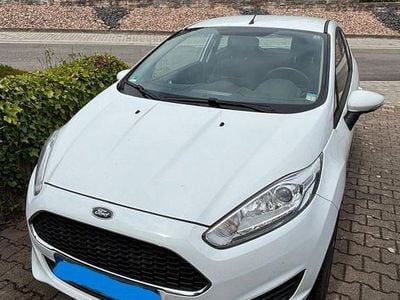 Gebraucht Ford Fiesta Trend 82 PS (60 kW) 2017 Weiß