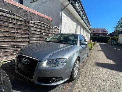 Second-hand Audi A4 140 CP (102 kW) 2006 Argintiu Berlinǎ